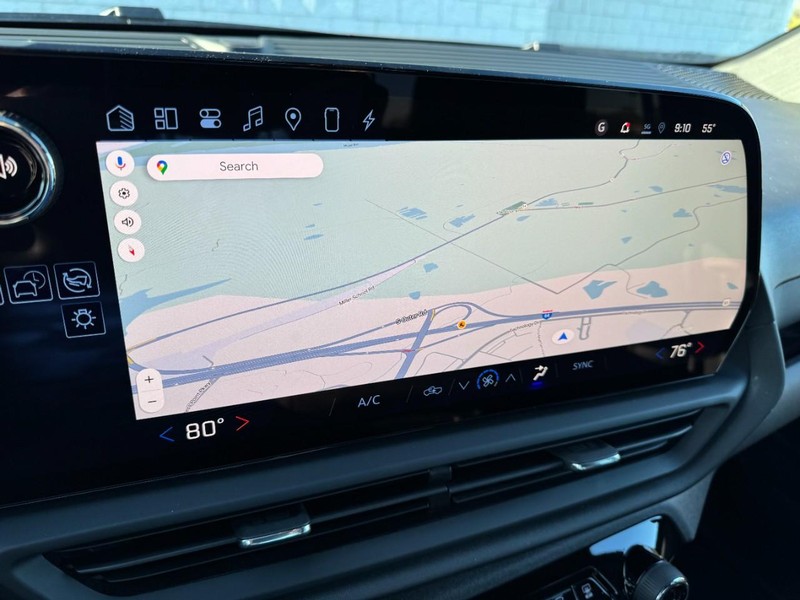 Chevrolet Silverado EV Vehicle Image 17