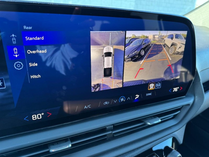 Chevrolet Silverado EV Vehicle Image 18