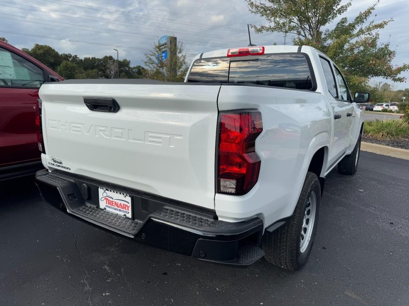 Chevrolet Colorado Vehicle Image 03