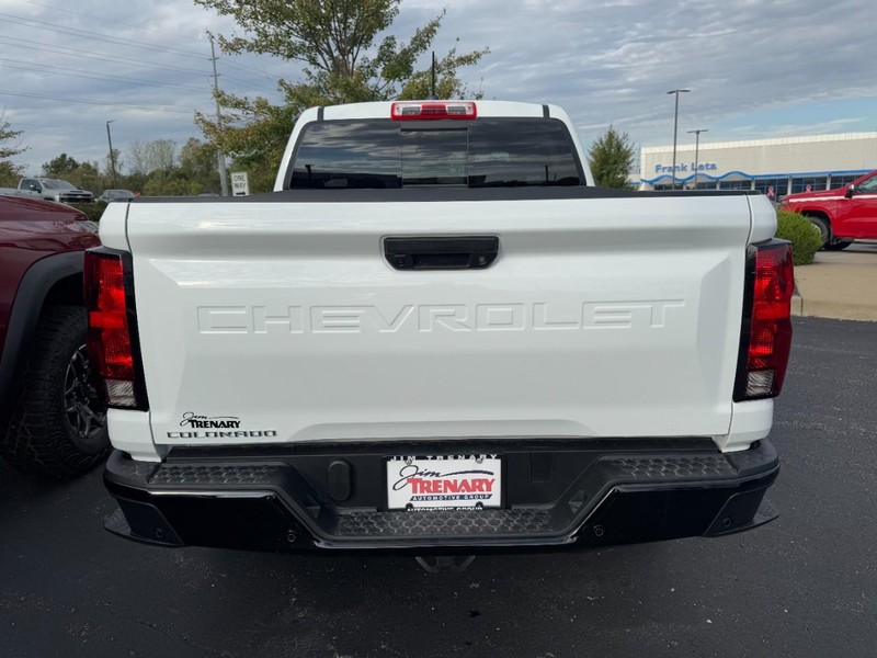 Chevrolet Colorado Vehicle Image 04