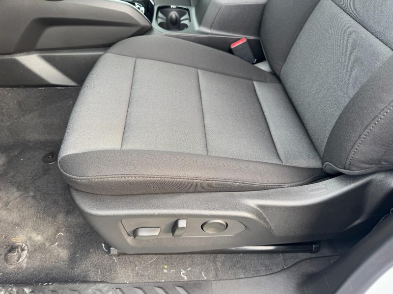 Chevrolet Colorado Vehicle Image 09