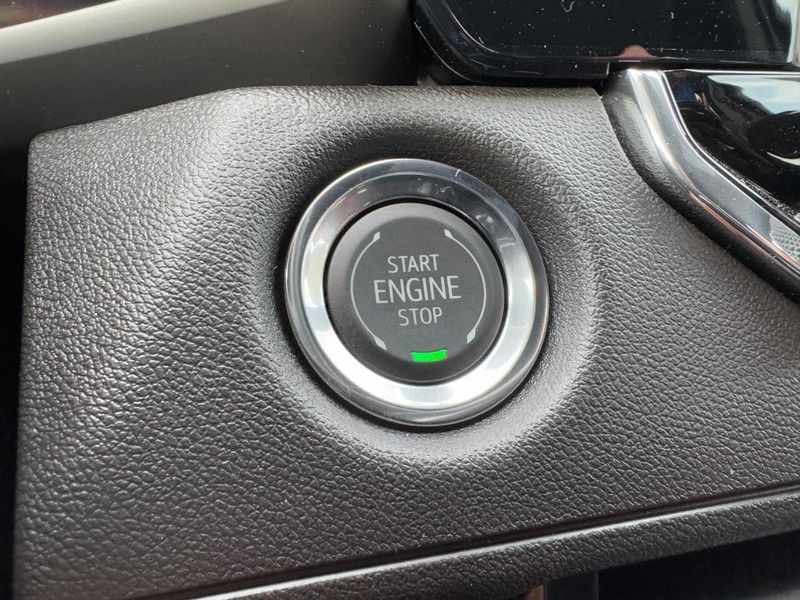 Chevrolet Colorado Vehicle Image 14