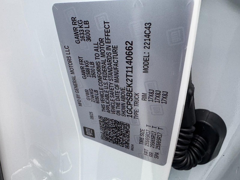 Chevrolet Colorado Vehicle Image 15