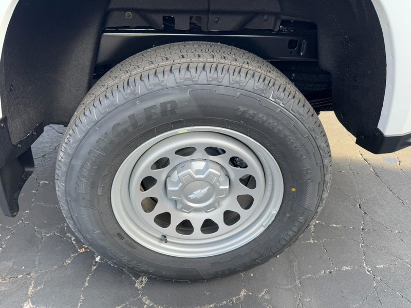 Chevrolet Colorado Vehicle Image 06