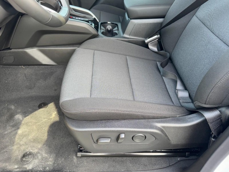 Chevrolet Colorado Vehicle Image 11