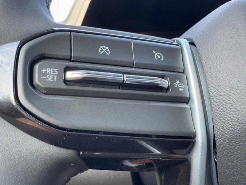 Chevrolet Colorado Vehicle Image 13