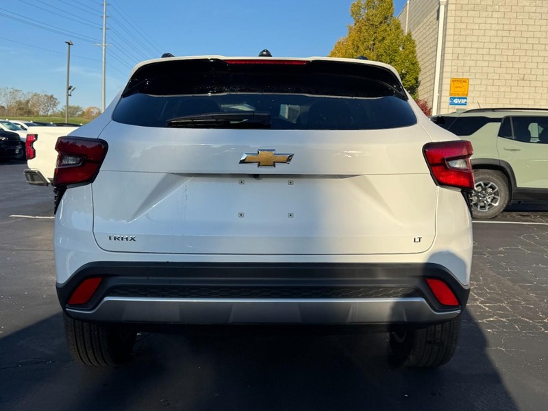 Chevrolet Trax Vehicle Image 04
