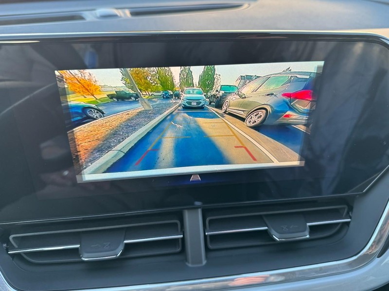 Chevrolet Trax Vehicle Image 13