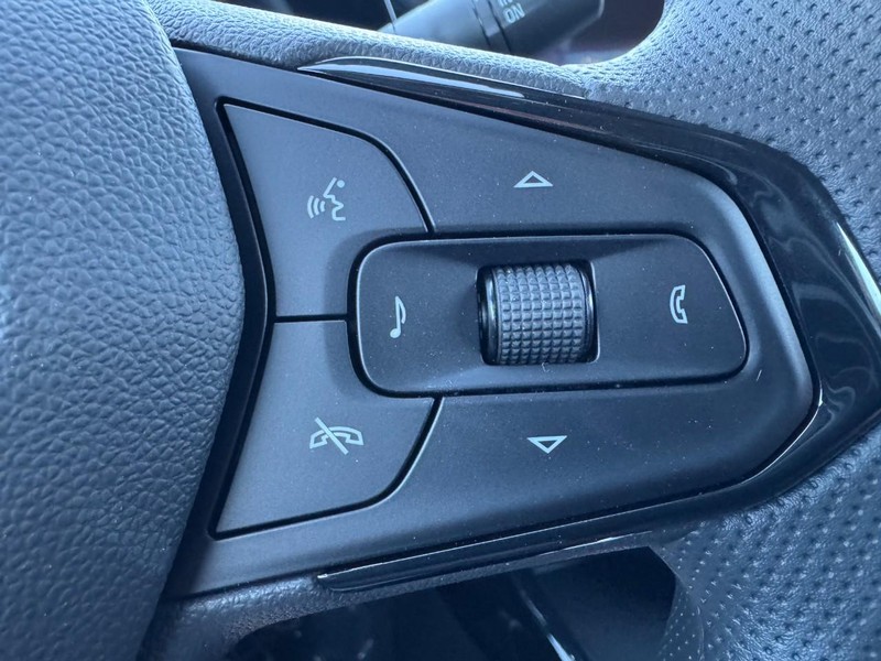 Chevrolet Trax Vehicle Image 10