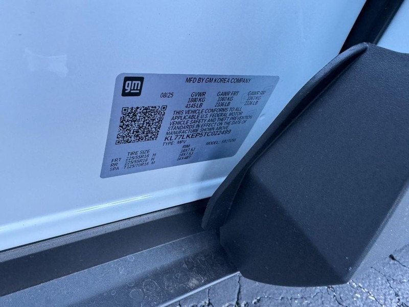 Chevrolet Trax Vehicle Image 16