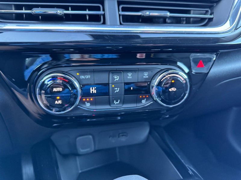 Chevrolet Trax Vehicle Image 13