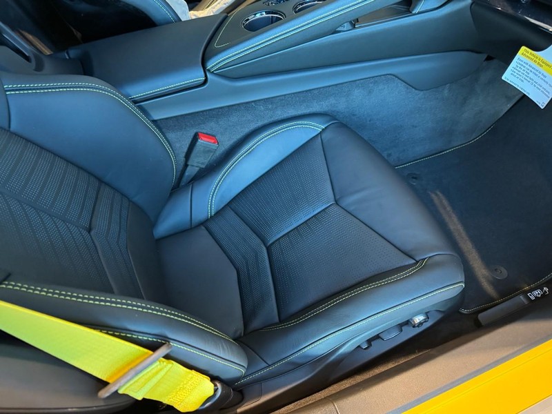 Chevrolet Corvette Vehicle Image 07