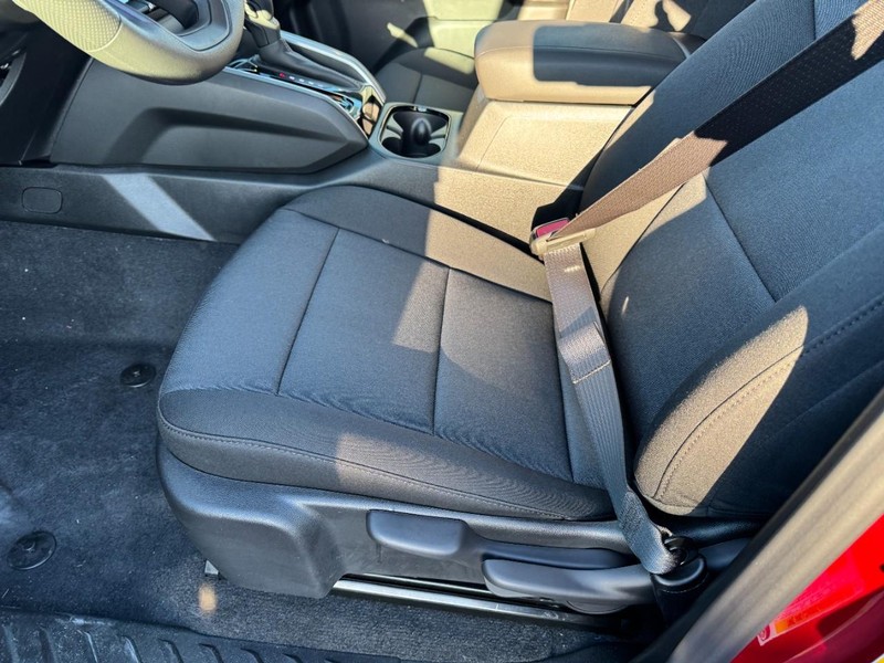 Chevrolet Colorado Vehicle Image 10