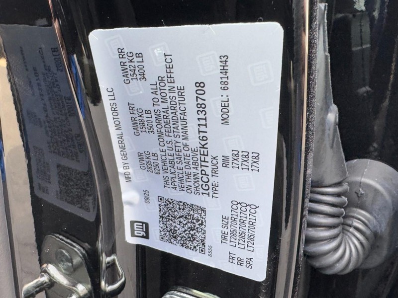 Chevrolet Colorado Vehicle Image 20