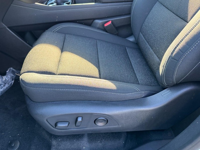 Chevrolet Traverse Vehicle Image 09