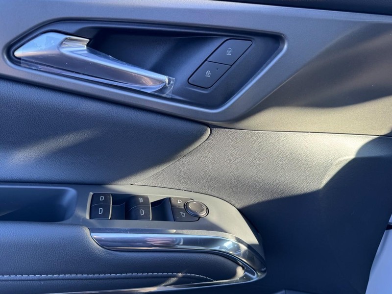 Chevrolet Traverse Vehicle Image 10