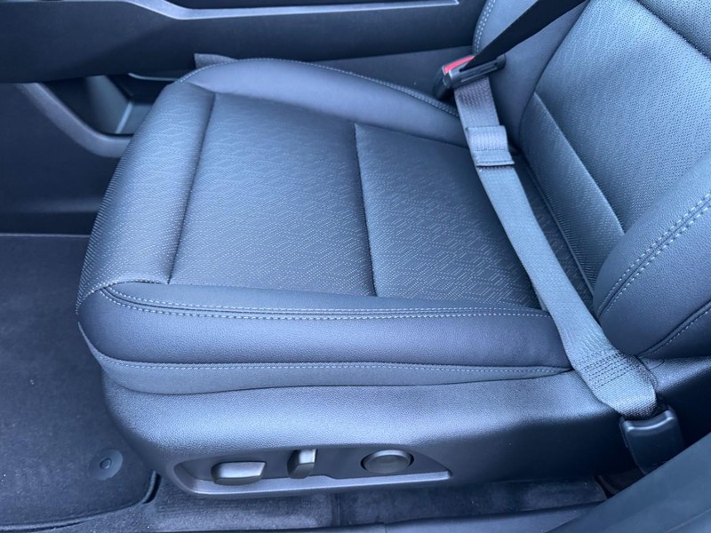 Chevrolet Equinox Vehicle Image 07