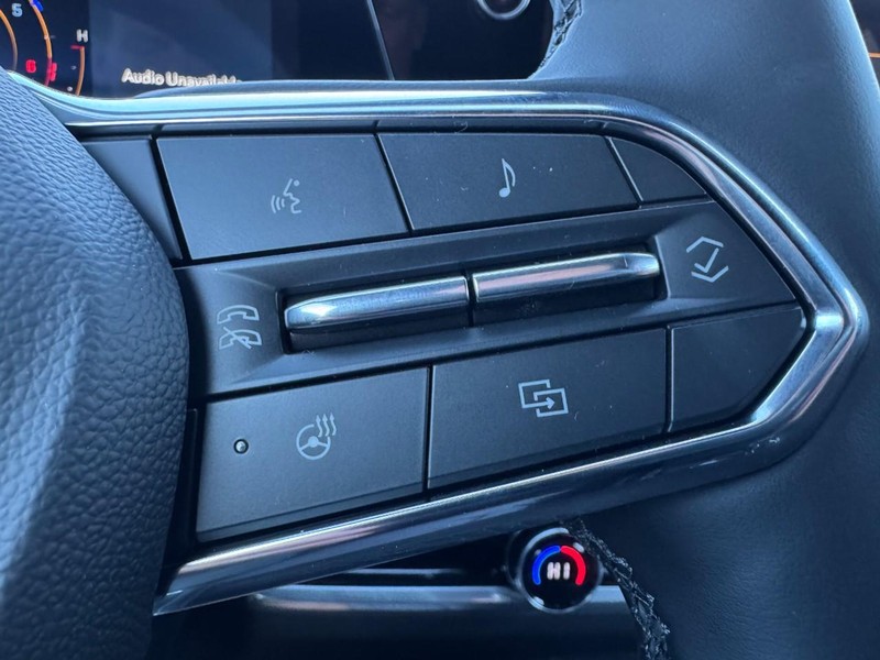 Chevrolet Equinox Vehicle Image 10