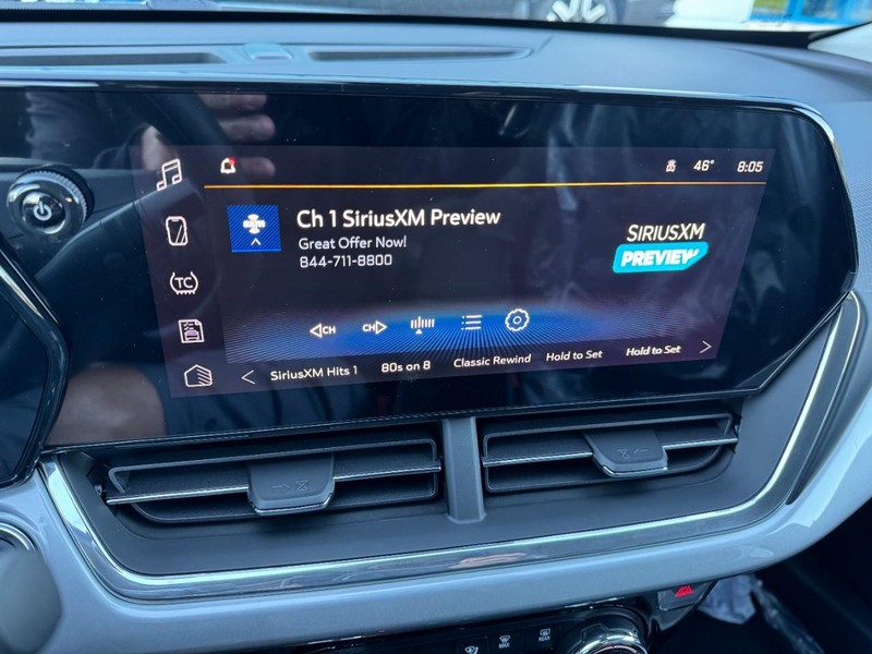 Chevrolet Trax Vehicle Image 13