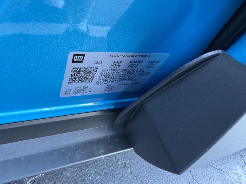 Chevrolet Trax Vehicle Image 16