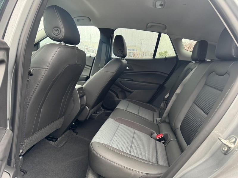 Chevrolet Trax Vehicle Image 07