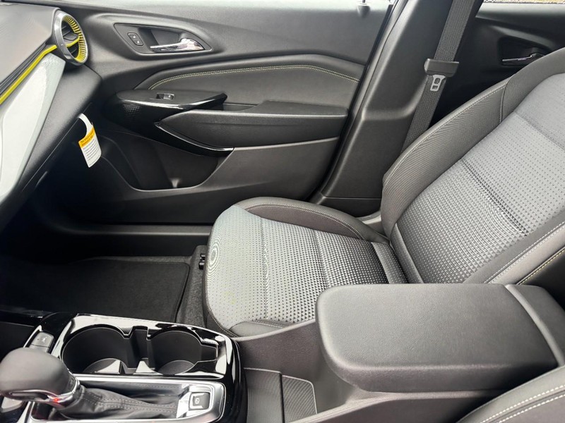 Chevrolet Trax Vehicle Image 08