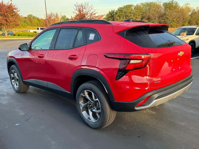 Chevrolet Trax Vehicle Image 04