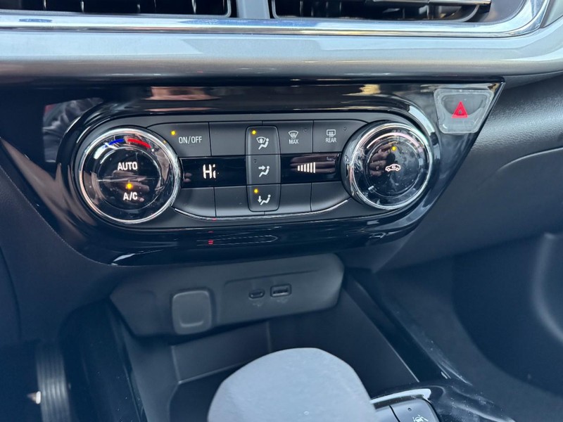 Chevrolet Trax Vehicle Image 11