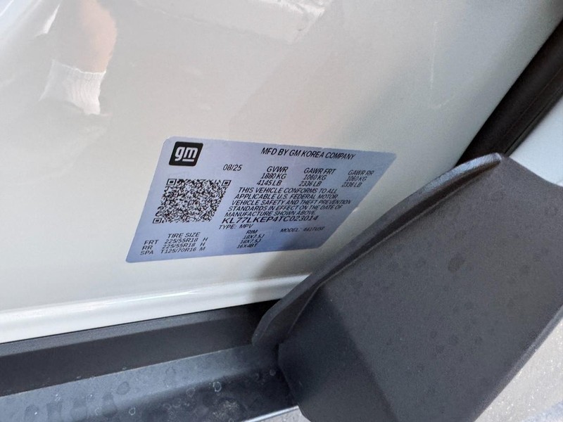 Chevrolet Trax Vehicle Image 16