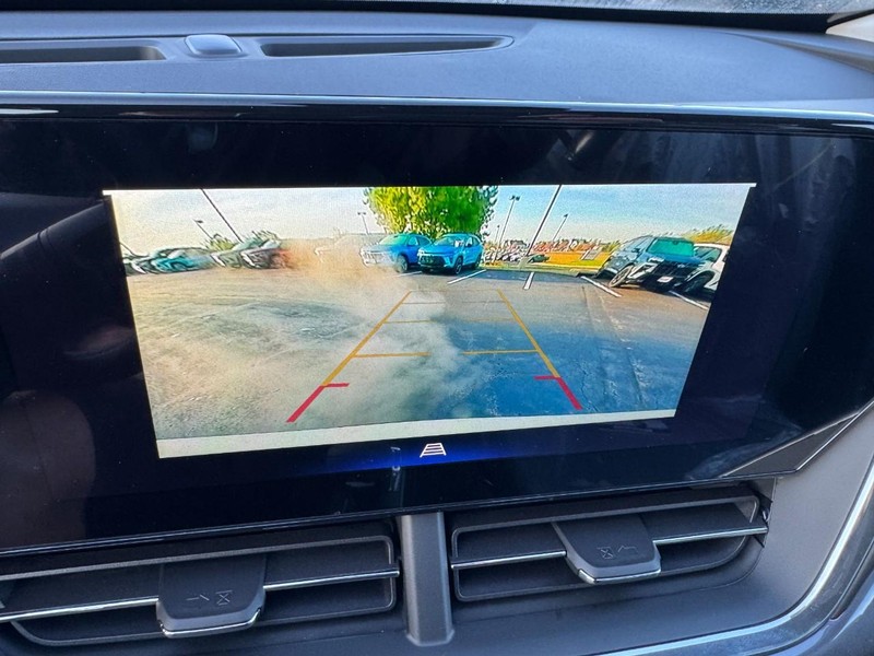 Chevrolet Trax Vehicle Image 14