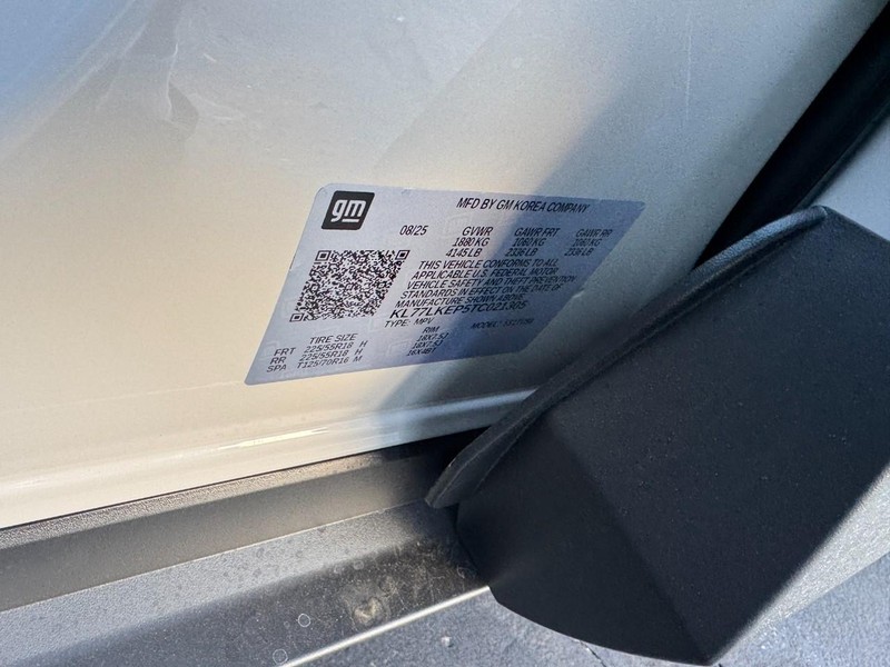 Chevrolet Trax Vehicle Image 16