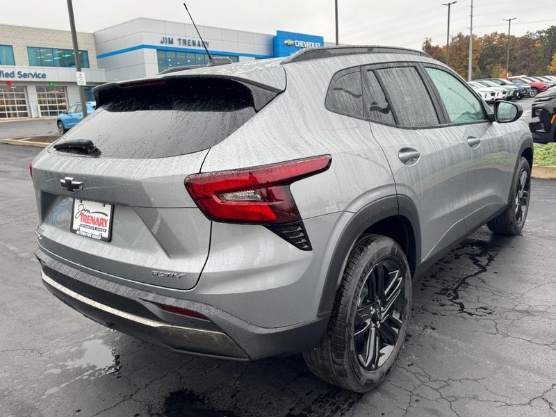 Chevrolet Trax Vehicle Image 03