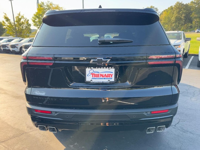 Chevrolet Traverse Vehicle Image 04