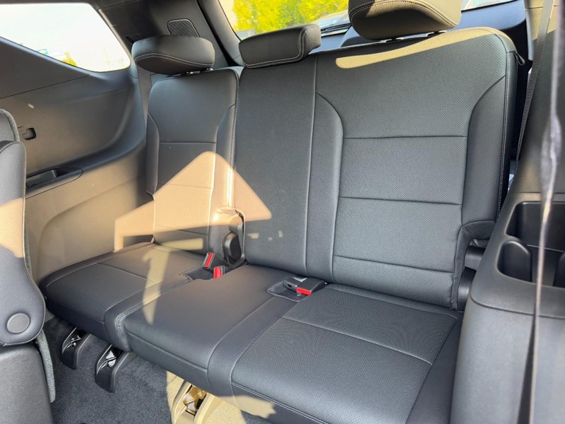 Chevrolet Traverse Vehicle Image 08