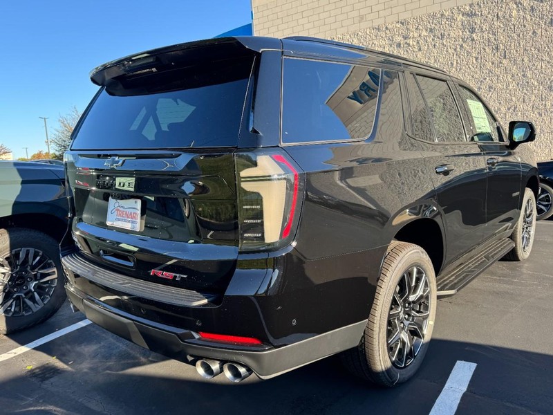 Chevrolet Tahoe Vehicle Image 03