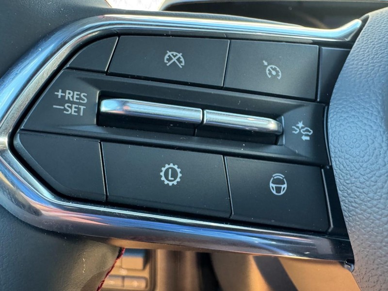 Chevrolet Tahoe Vehicle Image 12