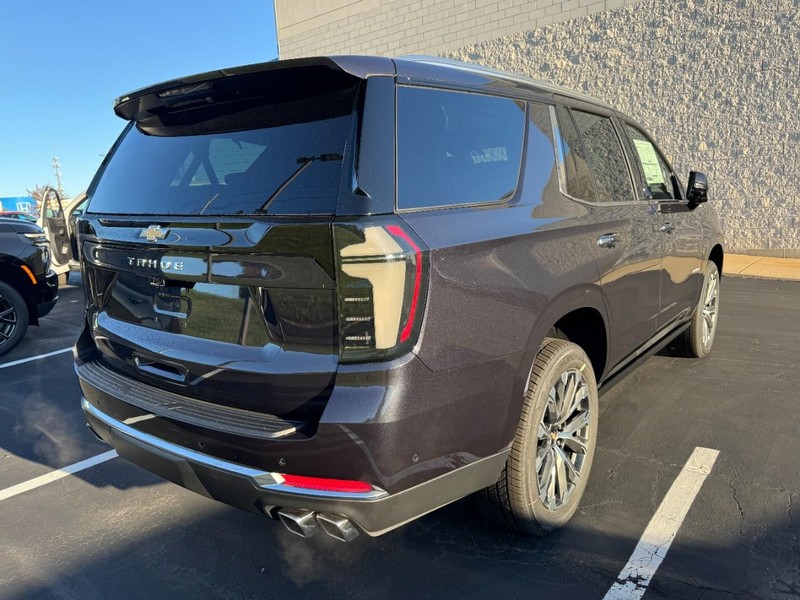 Chevrolet Tahoe Vehicle Image 03