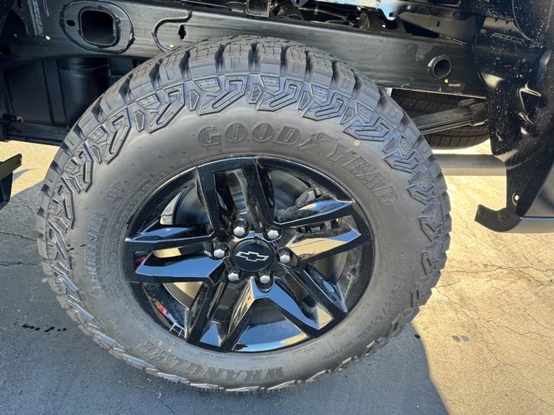 Chevrolet Silverado 1500 Vehicle Image 07