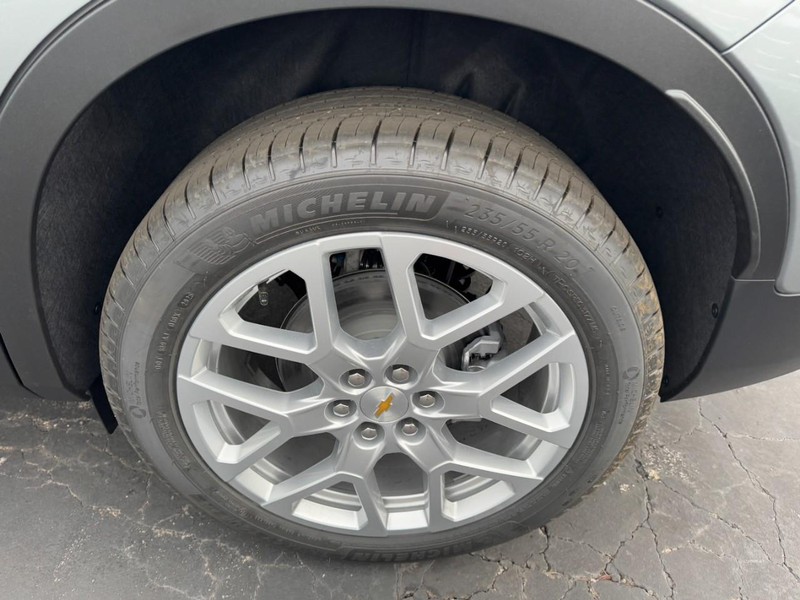 Chevrolet Blazer Vehicle Image 06