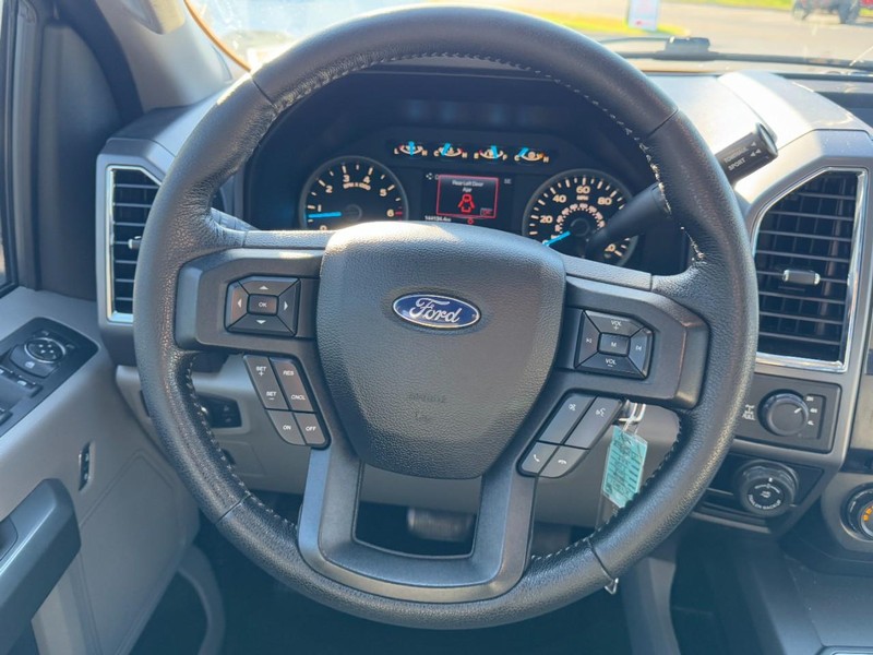 Ford F-150 Vehicle Image 13