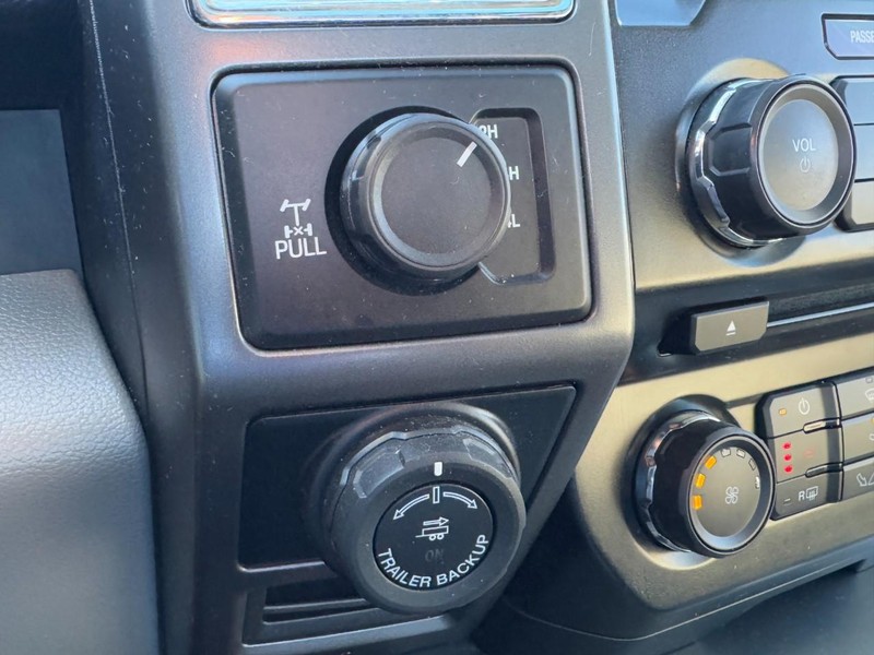 Ford F-150 Vehicle Image 23