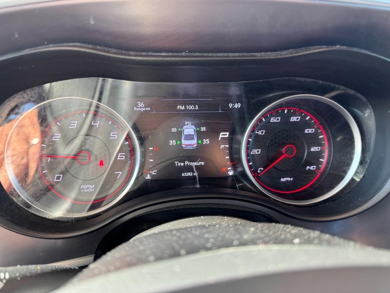 Dodge Charger Vehicle Image 21