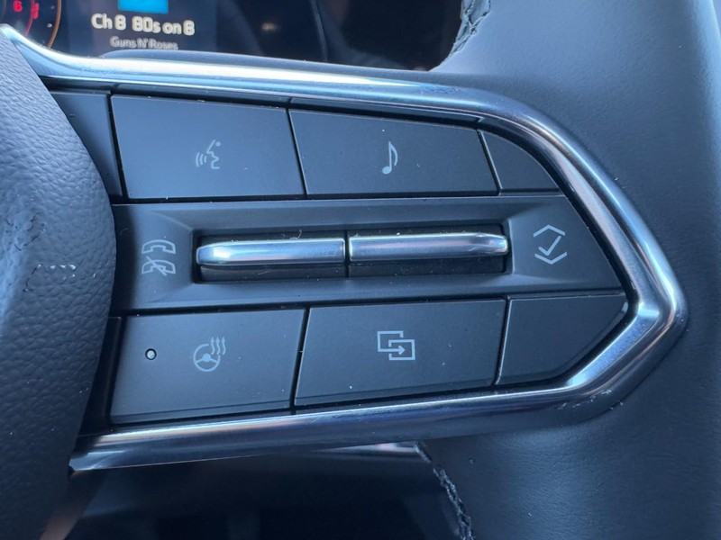 Chevrolet Equinox Vehicle Image 13