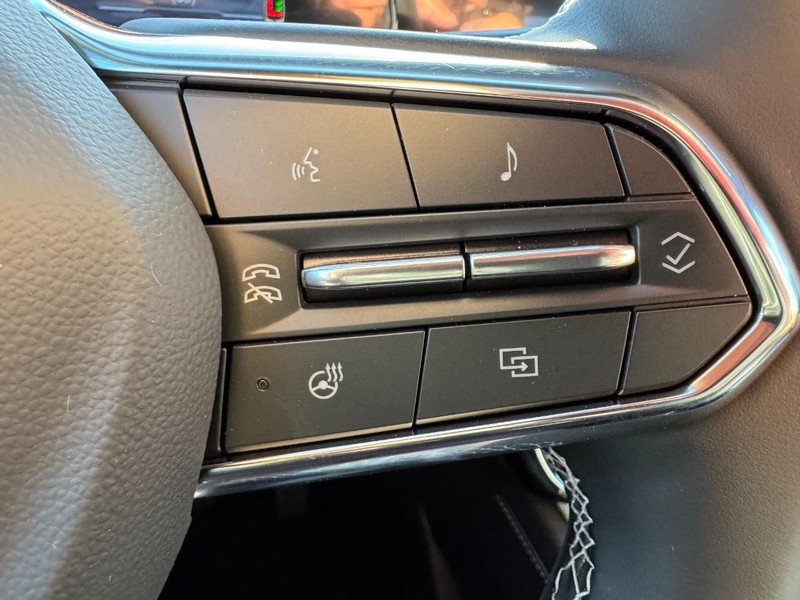 Chevrolet Traverse Vehicle Image 12