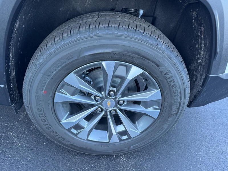 Chevrolet Equinox Vehicle Image 06