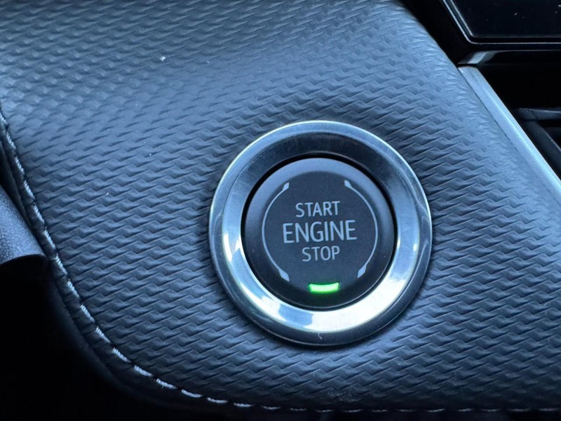 Chevrolet Equinox Vehicle Image 17