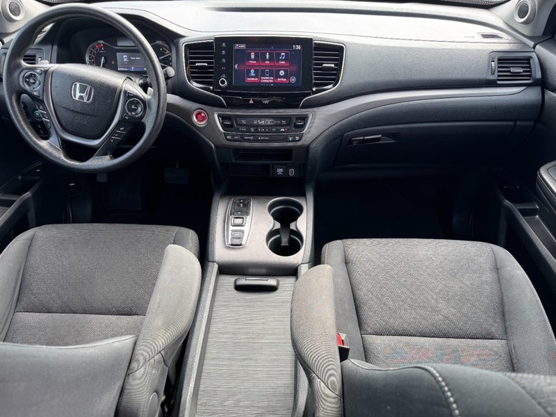 Honda Ridgeline Vehicle Image 11