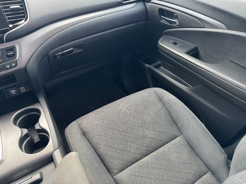 Honda Ridgeline Vehicle Image 15