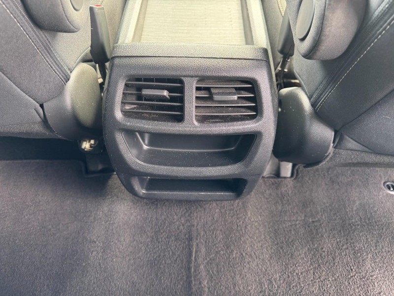 Honda Ridgeline Vehicle Image 16