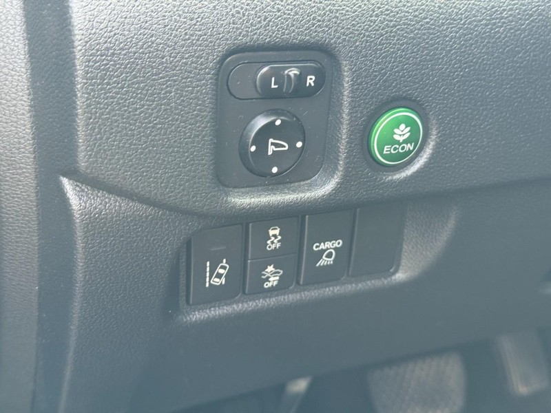 Honda Ridgeline Vehicle Image 17